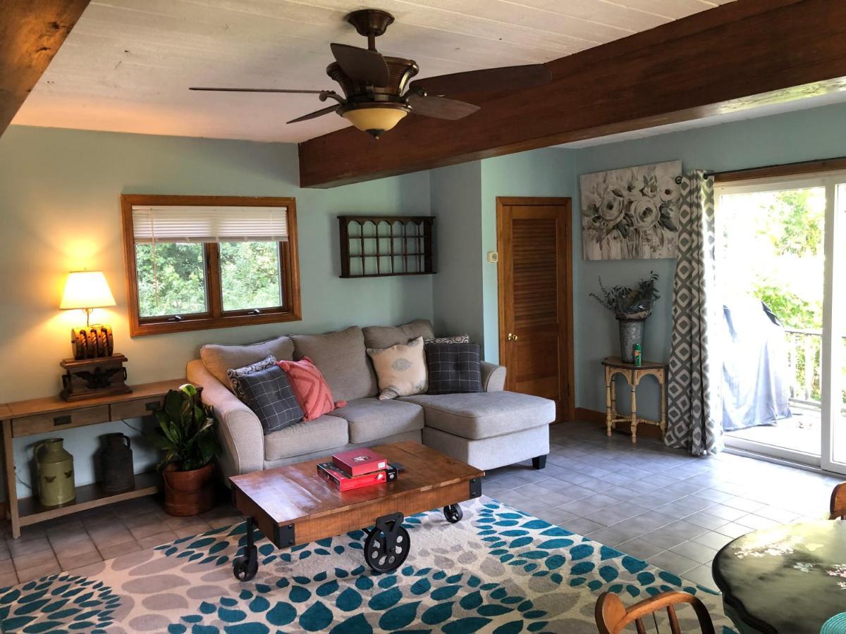 1 Bed Cottage, Partial Waterviews & Water Access Westport المظهر الخارجي الصورة